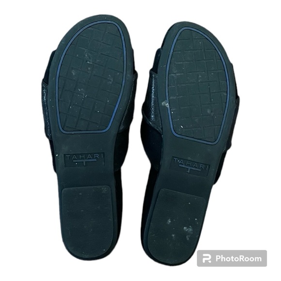 EUC Tahari black sandals size 8 in box - Picture 3 of 6